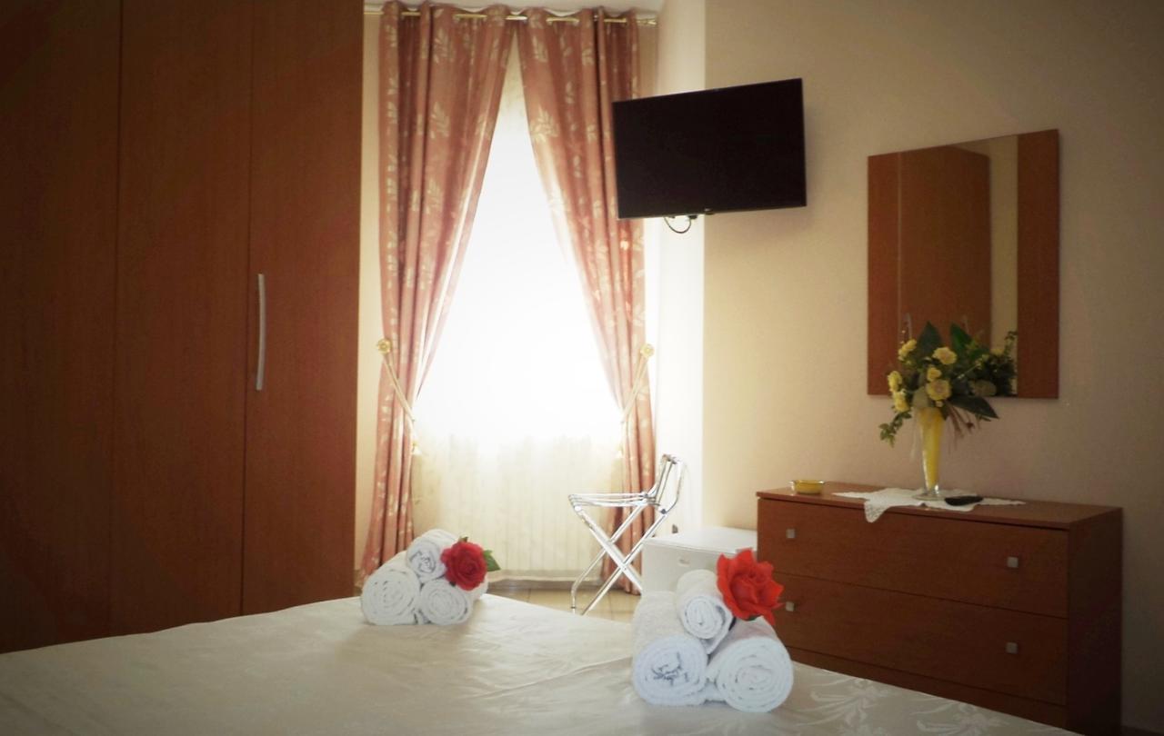 Il Girasole Bed and Breakfast Vibo Valentia Exterior foto